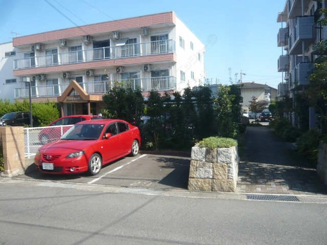 敷地内(西側)P