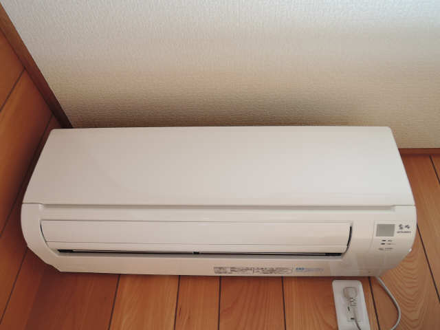 エアコン(１階洋間）