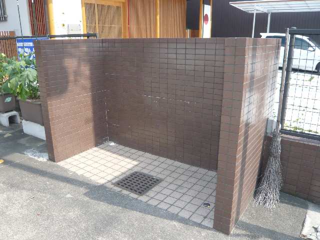 ゴミ捨て場