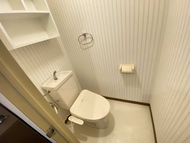 サープラスＴｈｒｅｅ丘　Ｅ棟 2階 WC