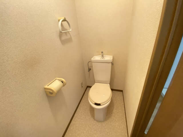 アベニール王塚 1階 WC