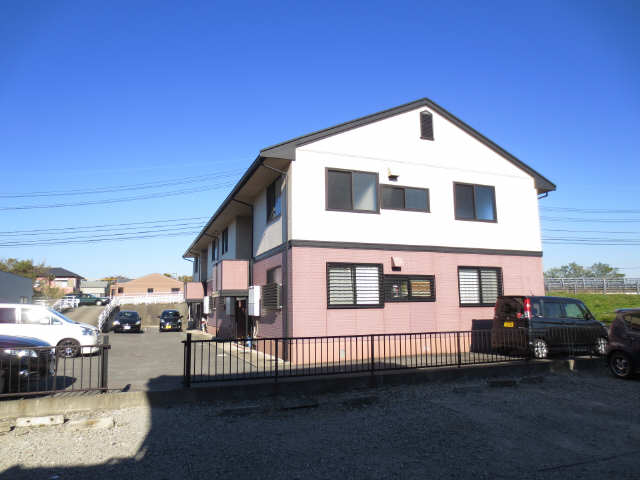 外観（西側）