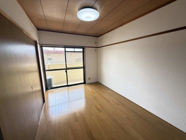 洋室（西洋間  ）