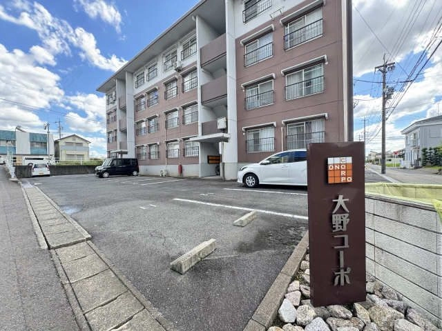 駐車場(北側)
