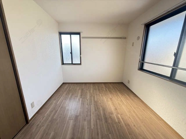 洋室（北洋間）