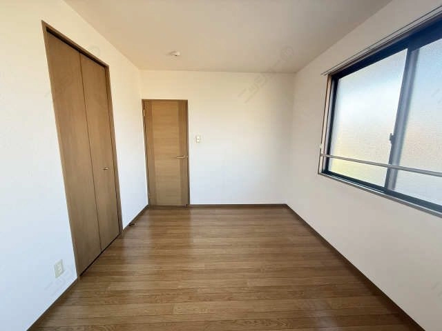 洋室（北洋間）