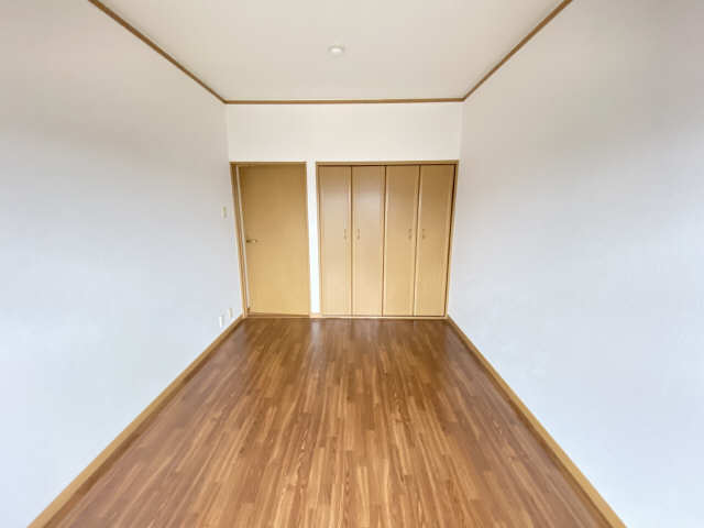 南東洋室