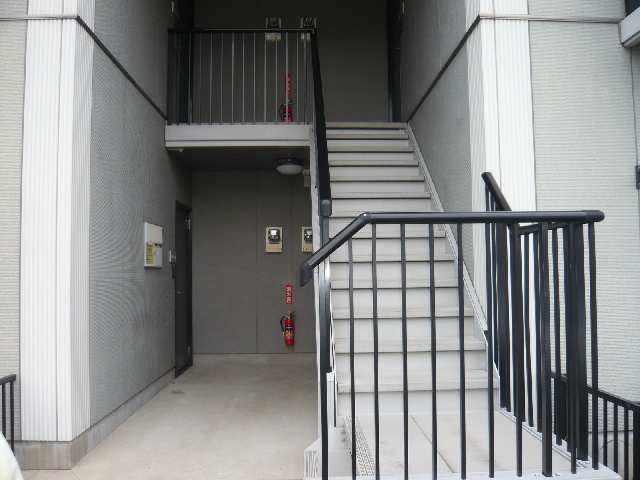フォーレス江南 1階 共用階段