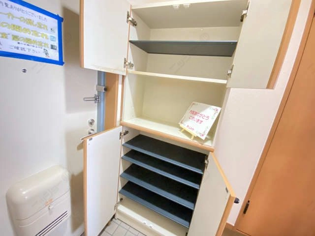 シューズBOX