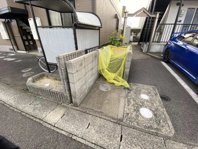 ゴミ置き場