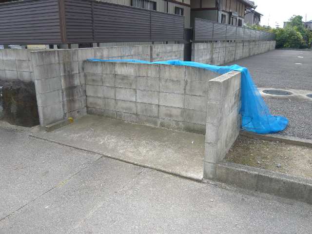ゴミ捨て場