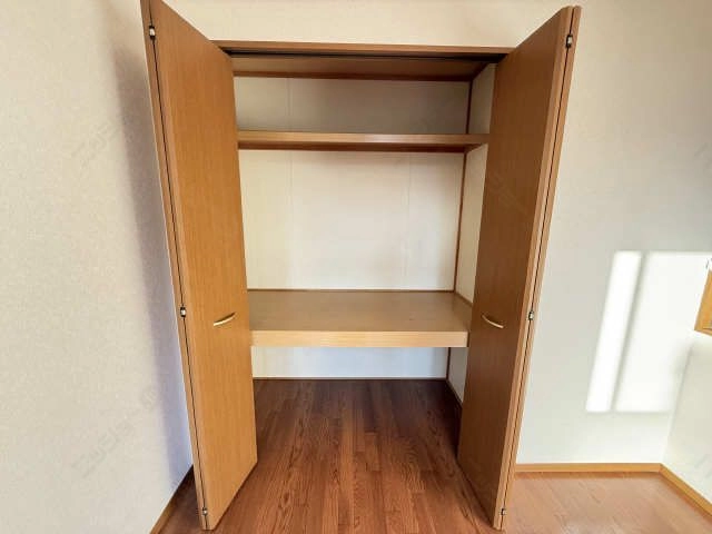 収納（南洋間）