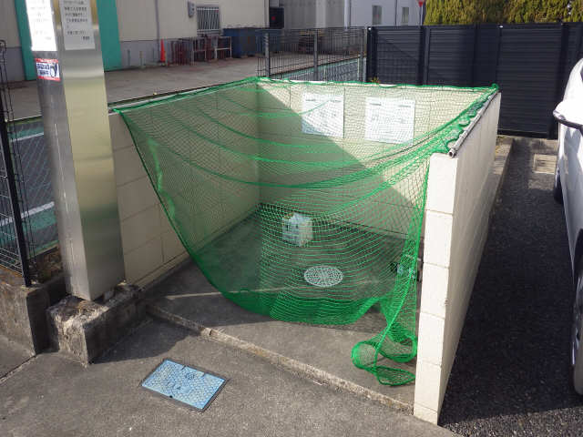 ゴミ捨て場