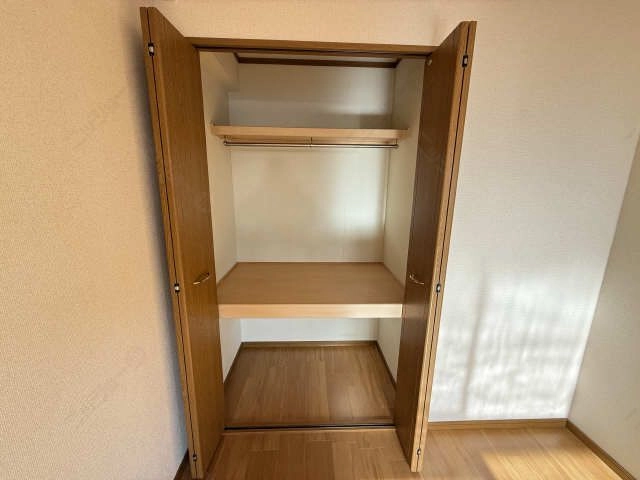 収納（南洋間）