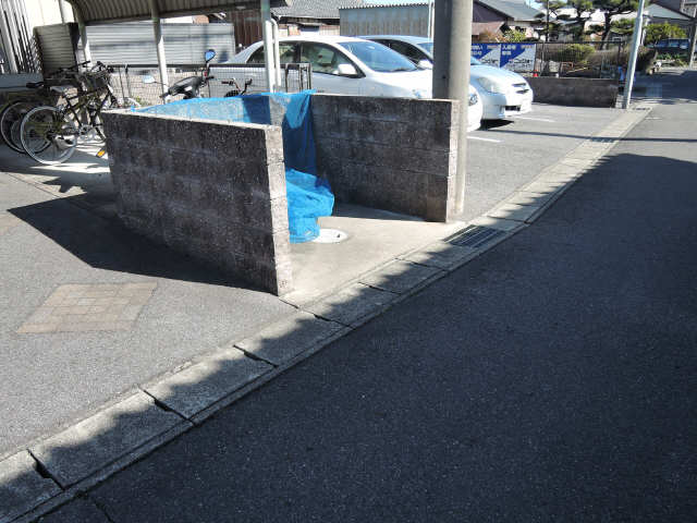 ゴミ置場