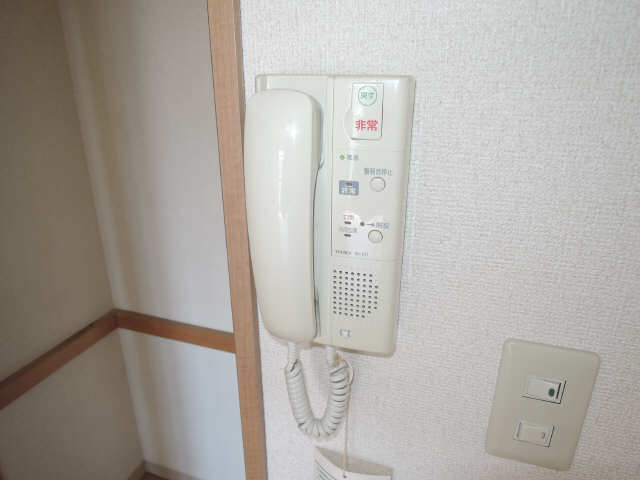 インターホン