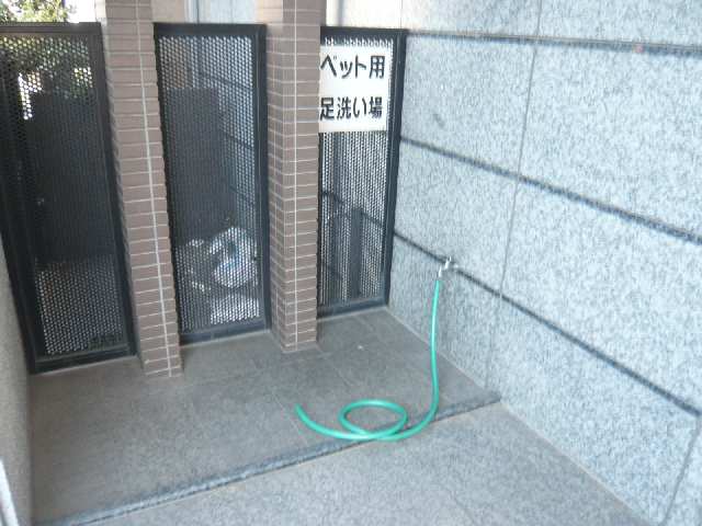 ペット用足洗い場