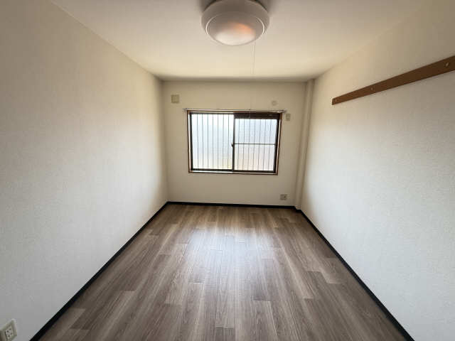 室内(北洋間)
