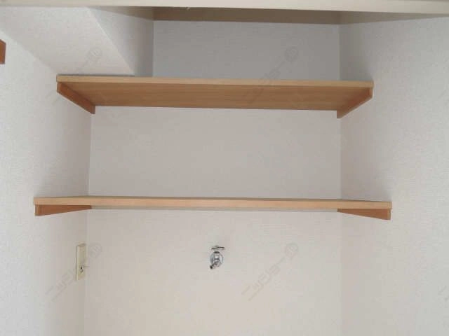 洗濯機置場上棚