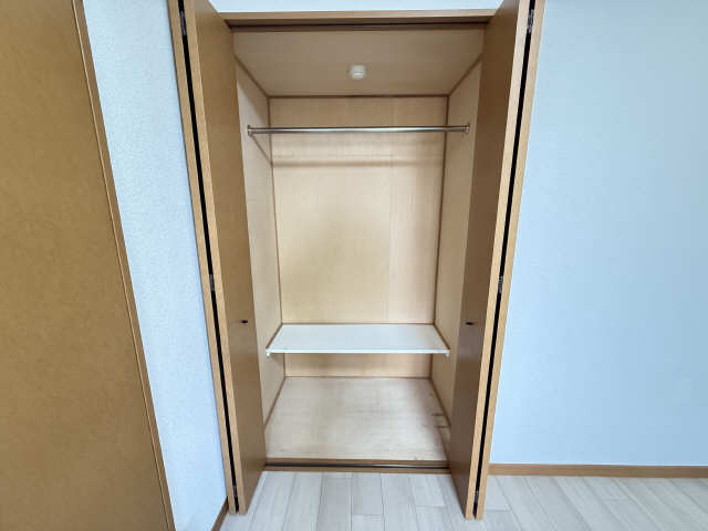 収納（北洋間）