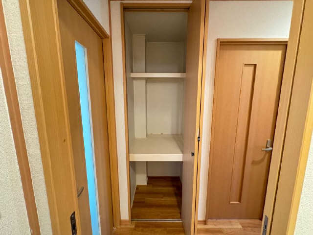 廊下収納