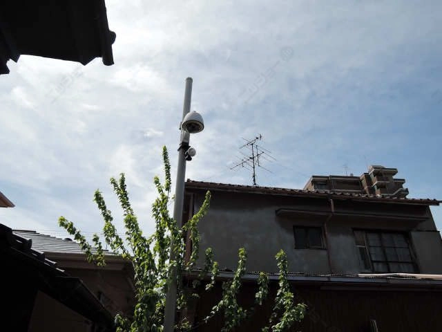 監視カメラ