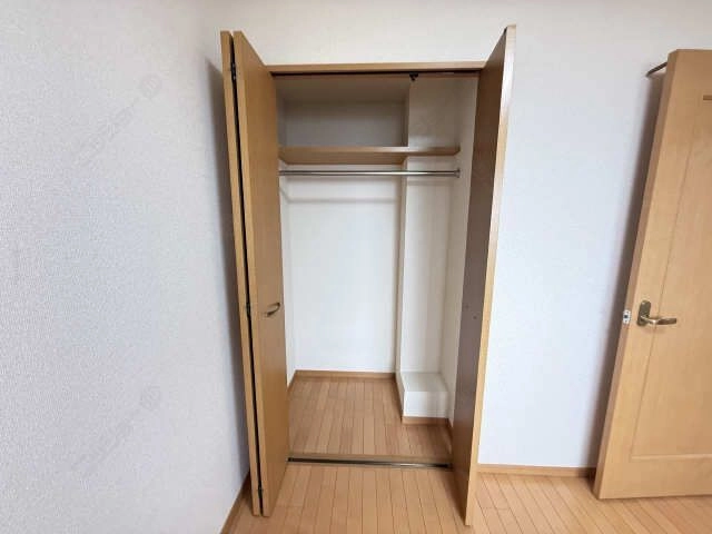 収納(北東洋間)