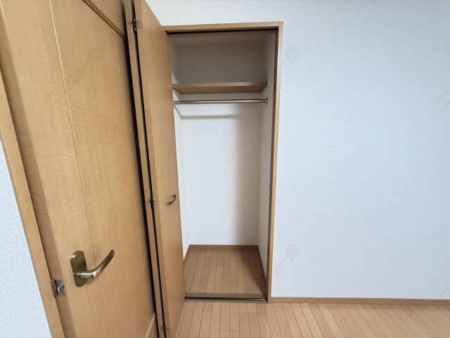 収納(北西洋間)