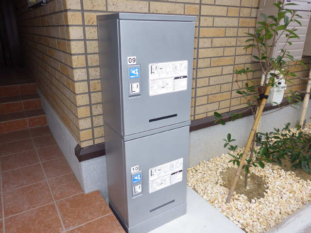 宅配ボックス