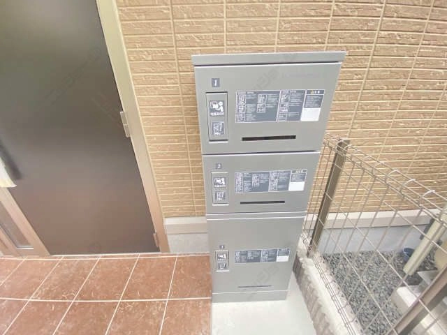 宅配ボックス
