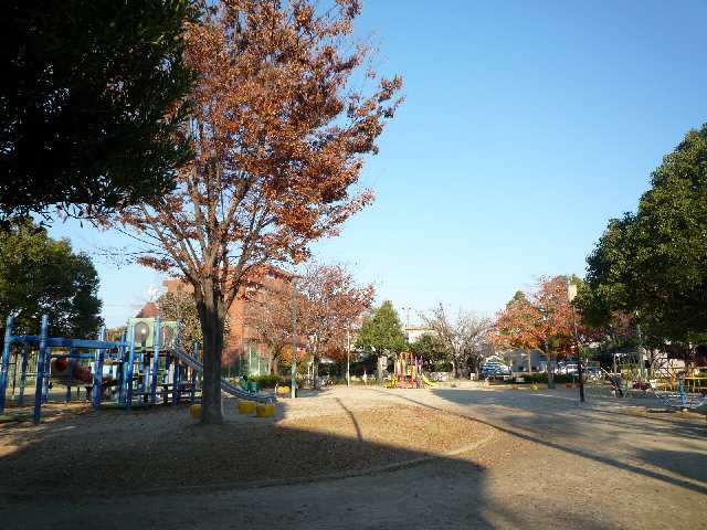 グリーングラス藤 3階 近隣公園