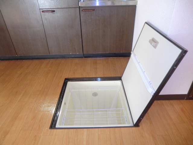 床下収納庫