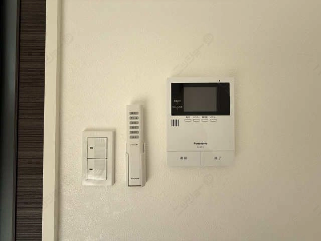 モニター付きインターホン