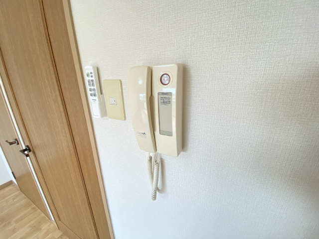 インターホン