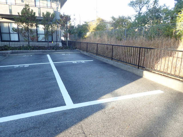 縦列駐車場（一部）