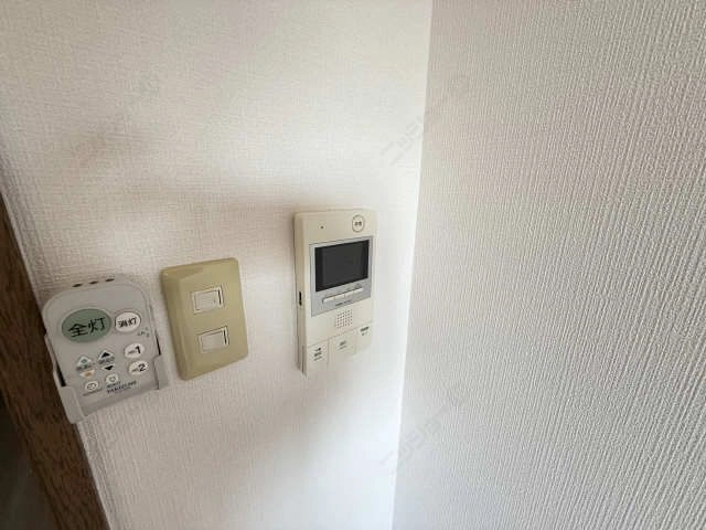 モニター付きインターホン