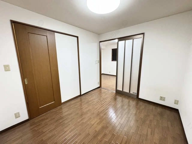  洋室