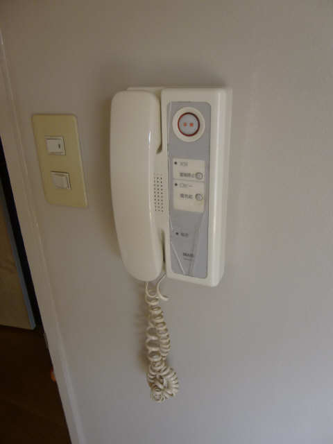 インターホン