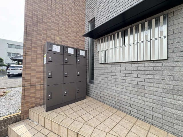 宅配ボックス