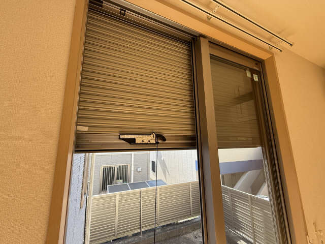 シャッター雨戸