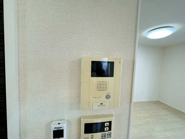 モニター付きインターホン