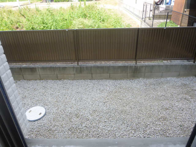 北側専用庭
