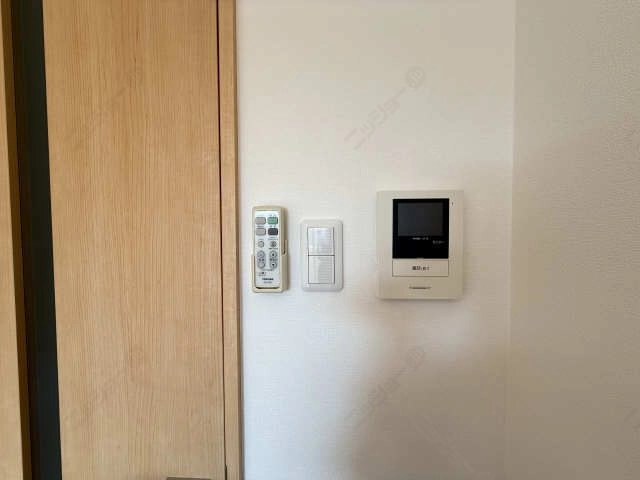 モニター付きインターホン