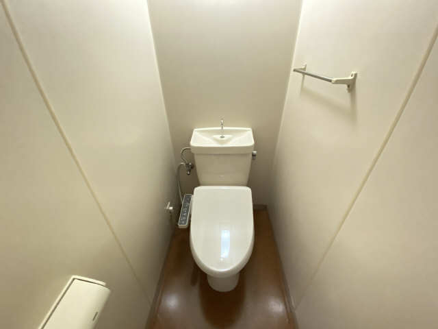 イゾラグランデ 3階 WC