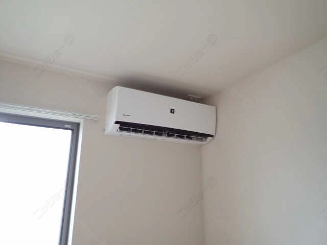 中洋室エアコン