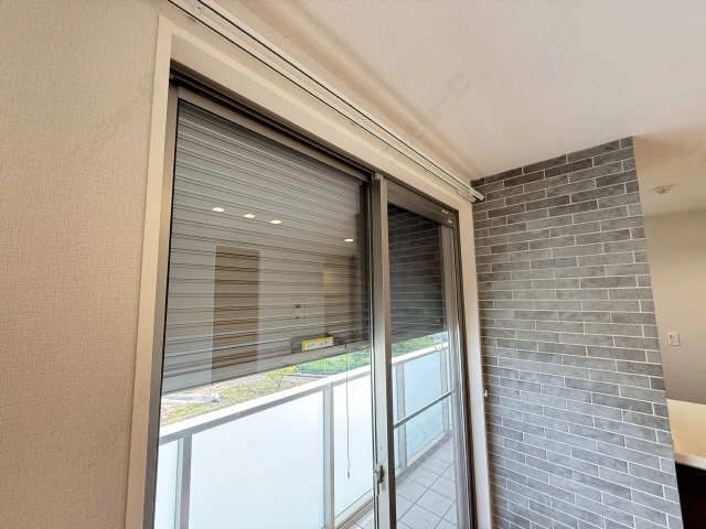 シャッター雨戸