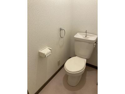 ファミール小幡 2階 WC