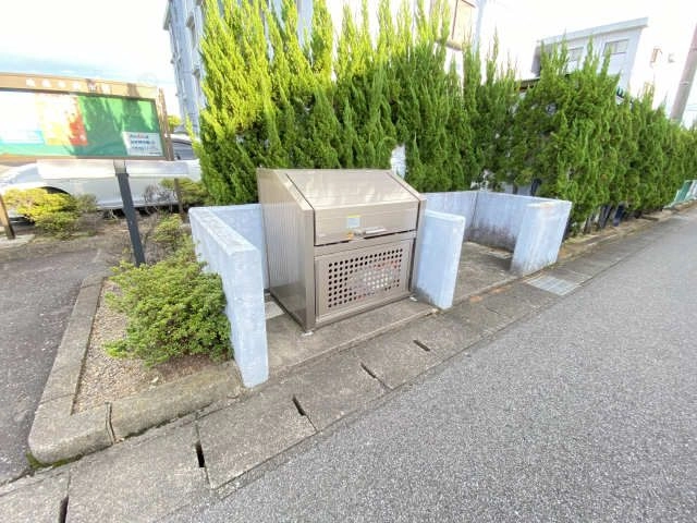 ゴミ置場