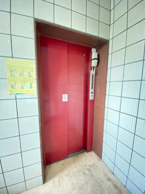 エレベータ