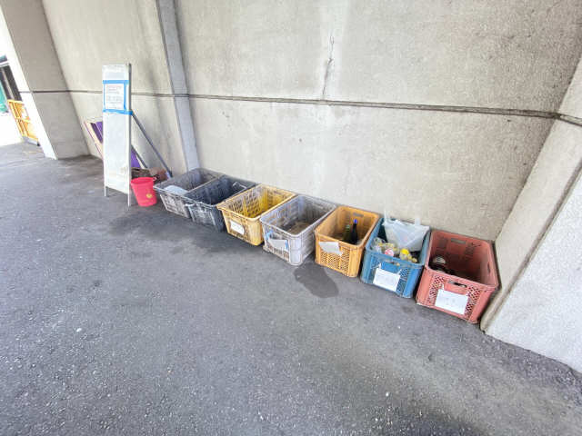 ゴミ置場